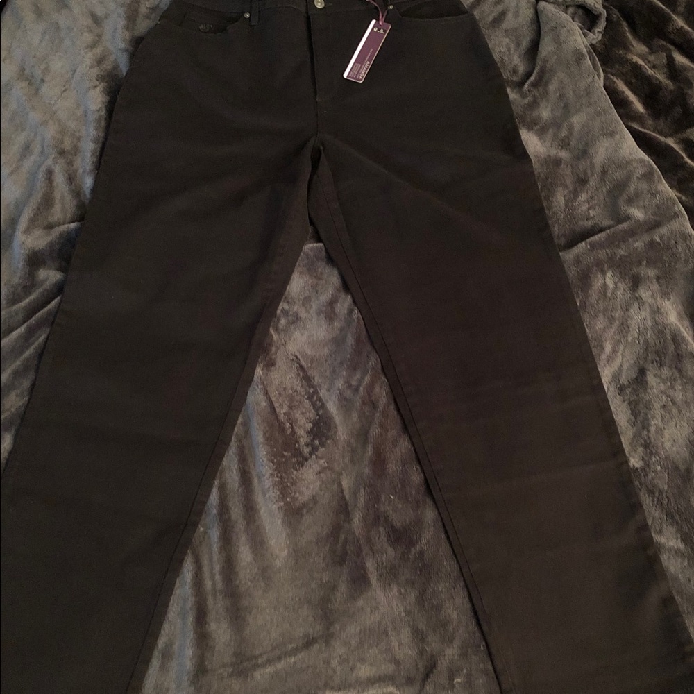 Gloria Vanderbilt AMANDA Jean. Size 16.